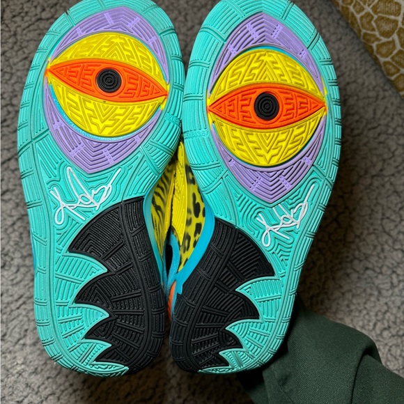 SOLD - Picture 5 of 6